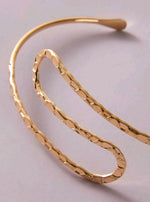 Vega Arm Cuff