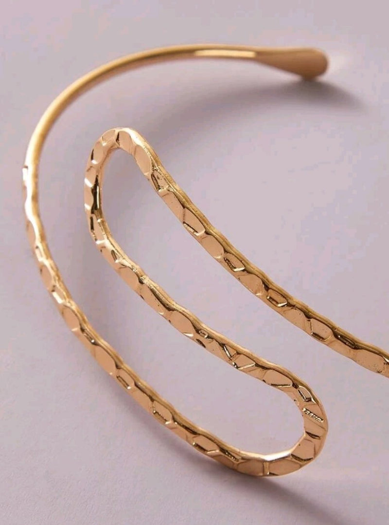 Vega Arm Cuff